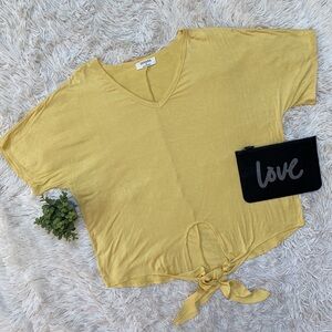 Zenana V-Neck Tie Waist Top💗 Banana Yellow